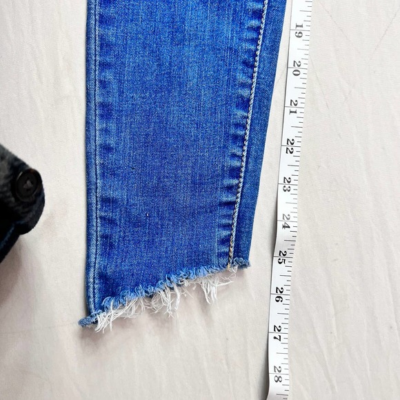 Levi's Women's Mile High Super Skinny Jeans Distressed Size 25 - Picture 9 of 9